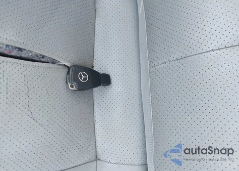 2005 Mercedes-Benz Clk 320 z USA, uszkodzony, nr VIN WDBTJ65JX5F134368